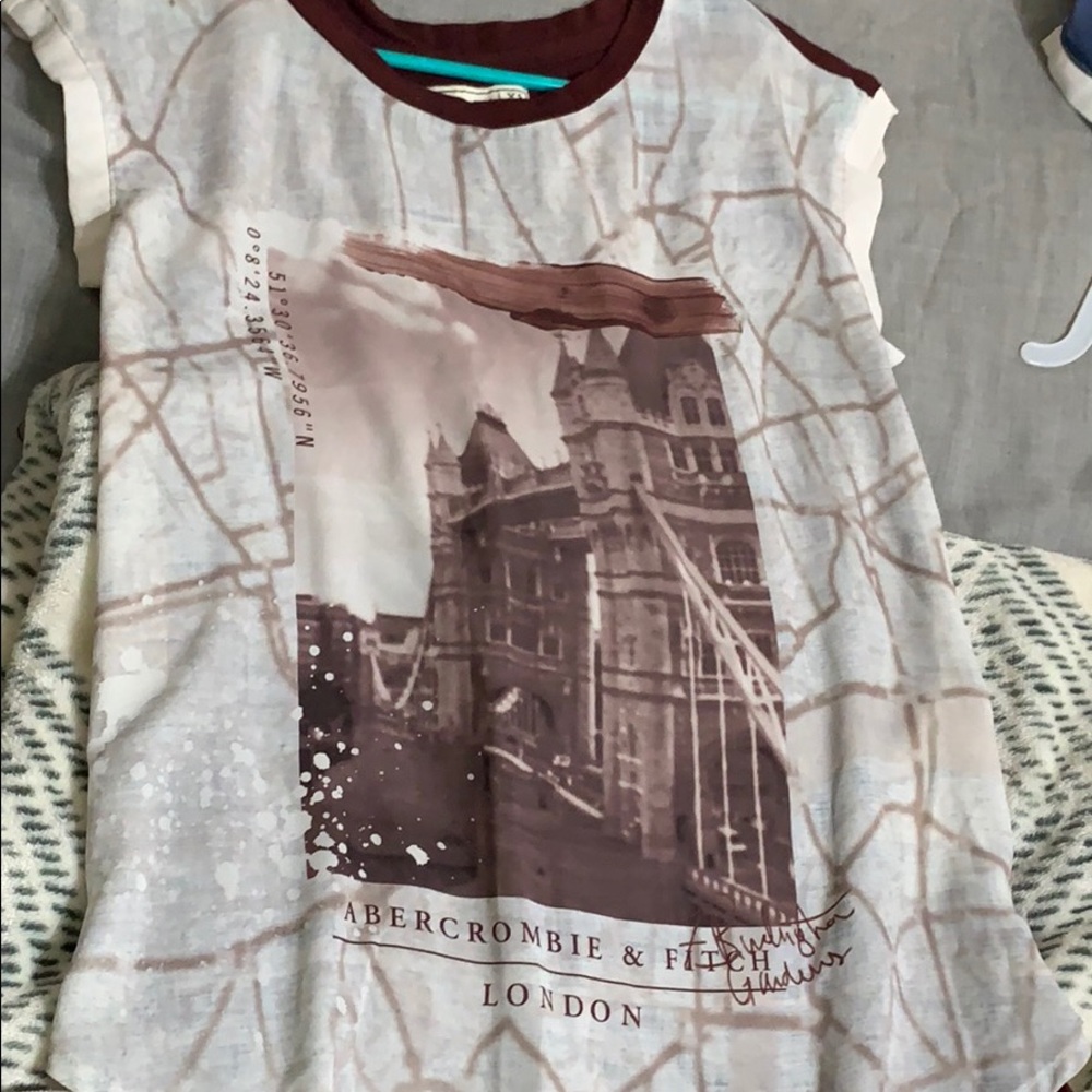 XS Women Abercrombie and Fitch blouse